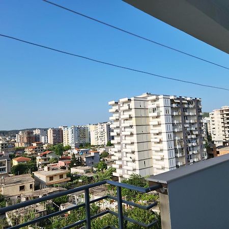 Panorama View Apt, 150M To Beach, 750M Lungo Mare Lägenhet Vlorë Exteriör bild